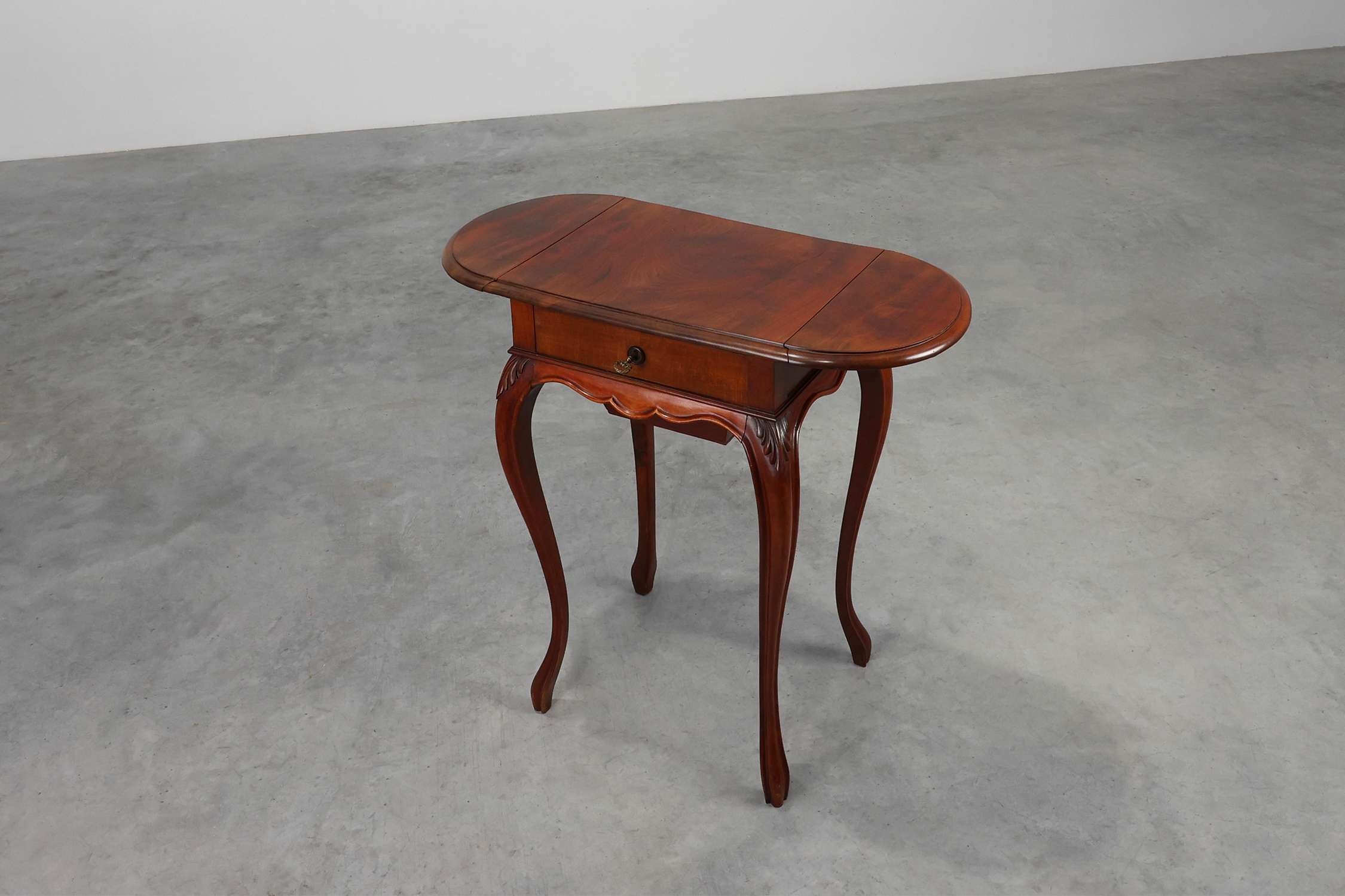 Late 19th‑Century French Louis XV Style Walnut Side Table with Drawer and Side Leavesthumbnail